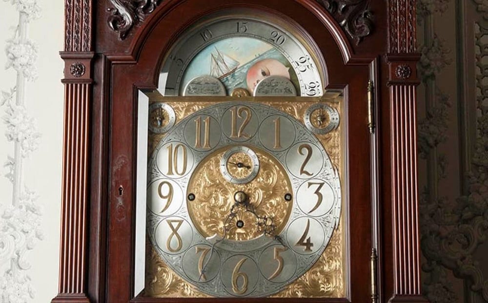 Clockface And Dials- What To Look For In Antique Grandfather Clocks